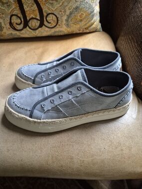 Blowfish Casual Slip-On Sneakers 9